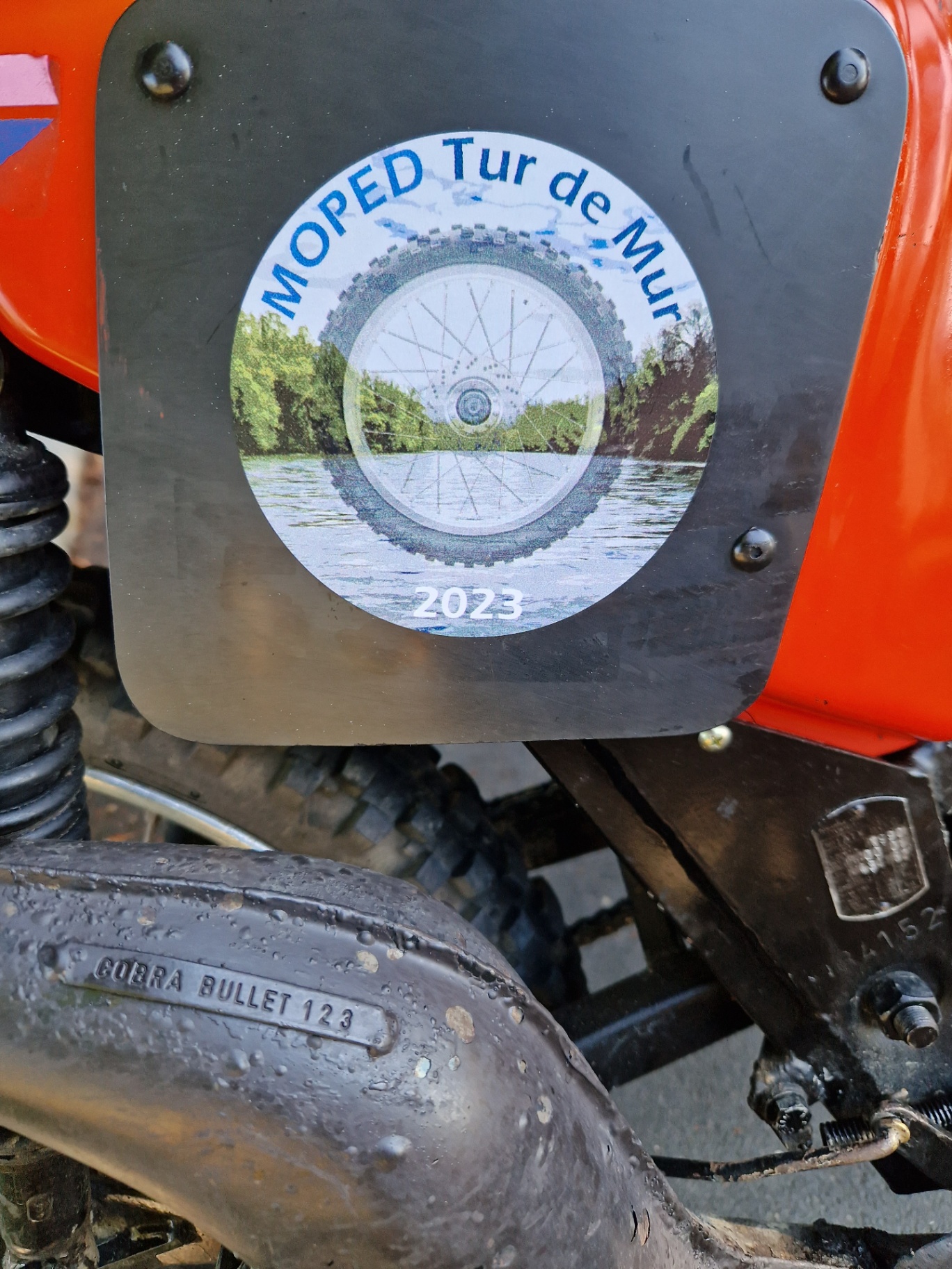 Uradna nalepka MOPED Mur 2023